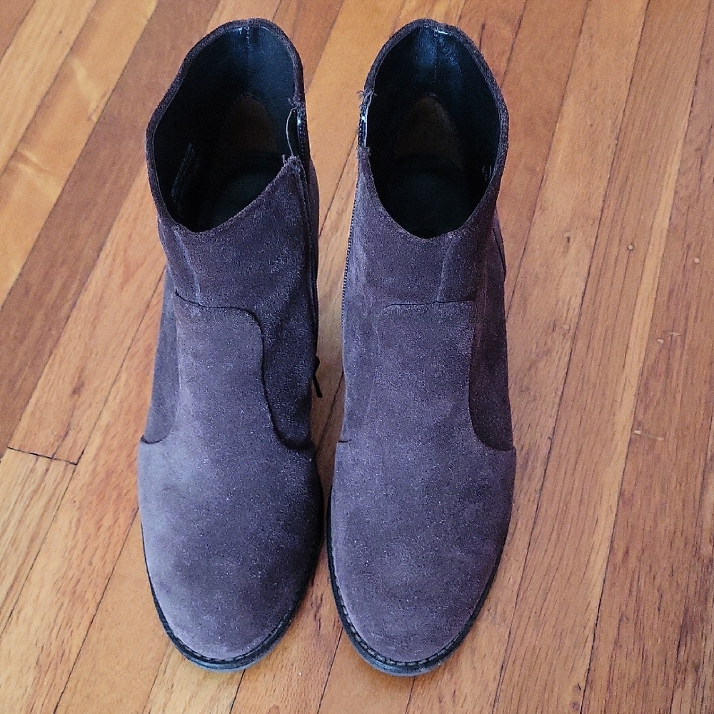 Paul Green Riley Suede Ankle Boots